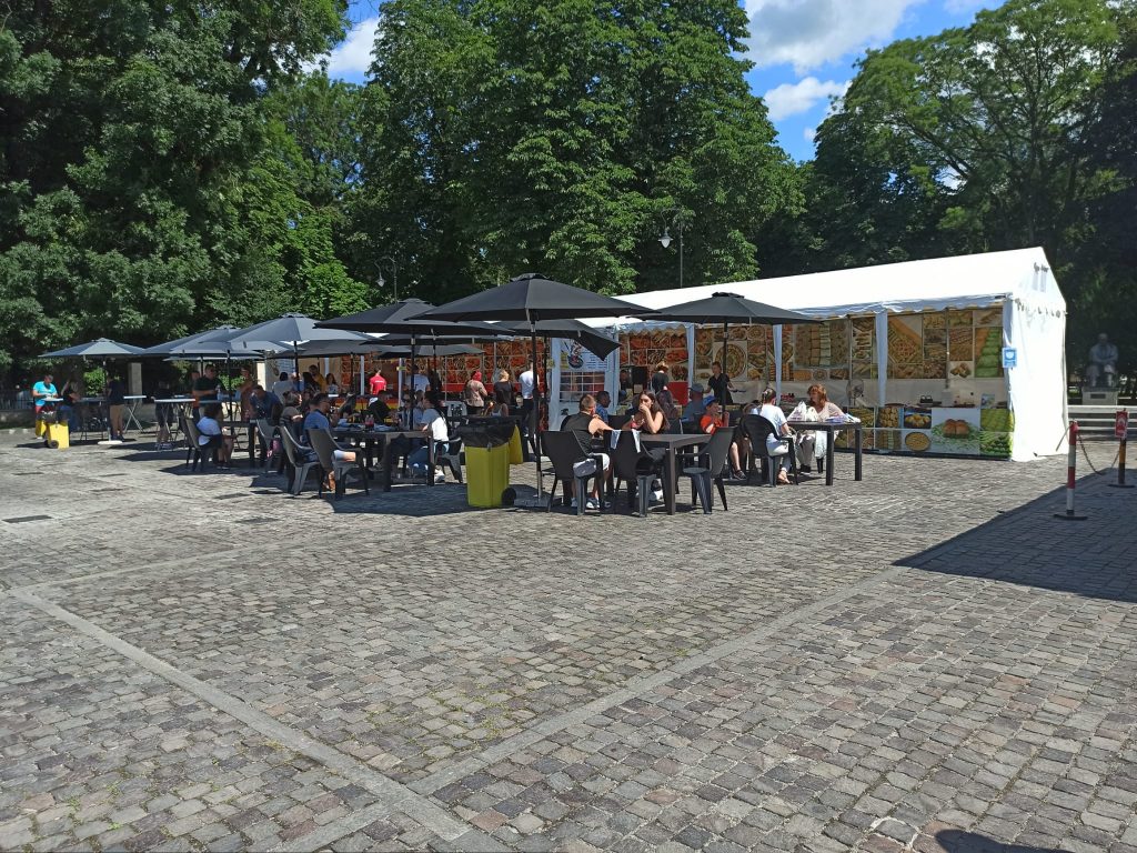 Festivalul Mediteranian la Bistrița