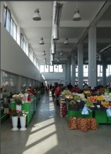 piață agroalimentară în Beclean